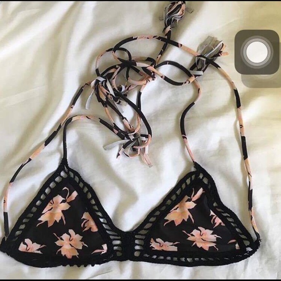 Acacia Aloha Andy top