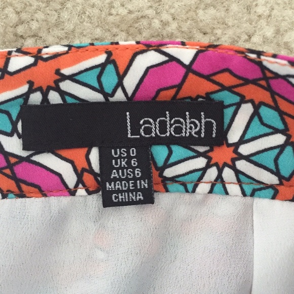 Nwot Ladaskh Multicolored Print Shorts - image 4