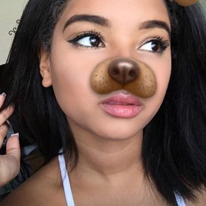 Meet your Posher, Mia