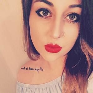 Meet your Posher, Lilly