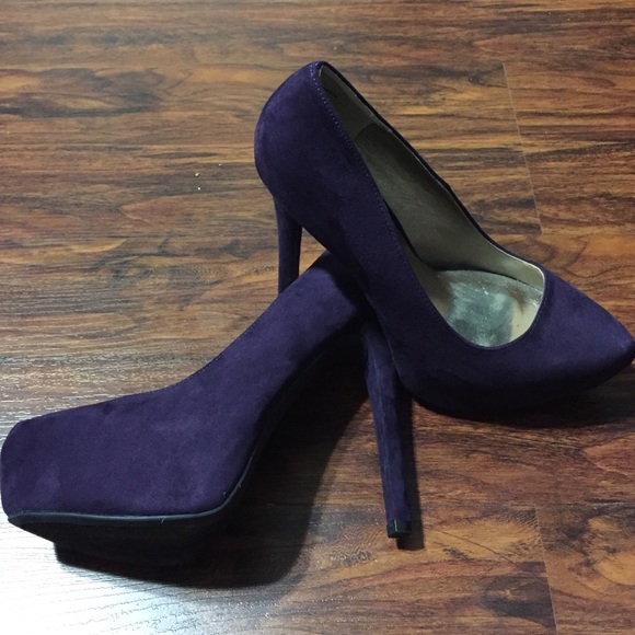 Charlotte Russe Shoes - Charlotte Russe Suede Platform Pumps size 8