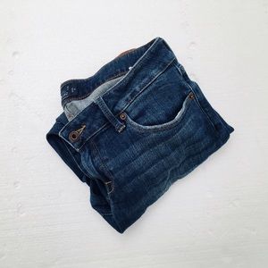 Lucky Brand Lolita Skinny w/ knee rip