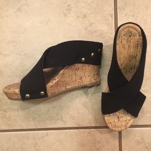 Black Sandals size 7