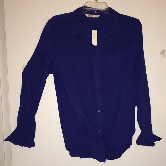 Old Navy Tops - Tie front blouse-NEW!