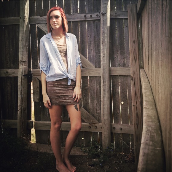 Blue cambry button down - Picture 3 of 4