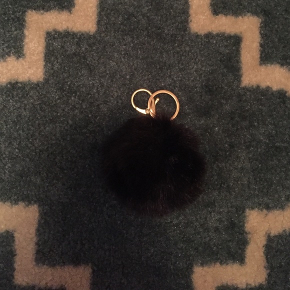 BP. faux fur keychain