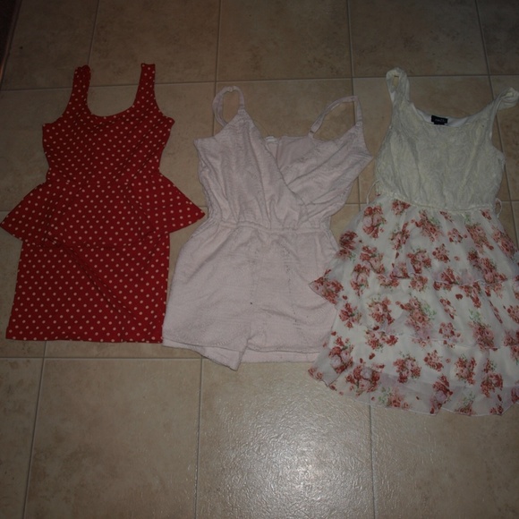 Forever 21 Dresses & Skirts - $7 fall dress and romper lot