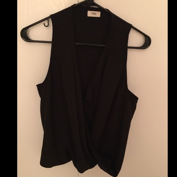 Brand new Tobi blouse