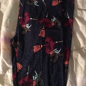 Lularoe OS witches