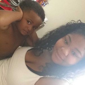 Meet your Posher, Marissa