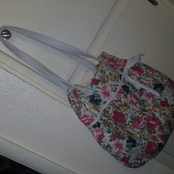Flower purse with heels