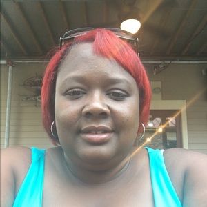 Meet your Posher, Burnetta