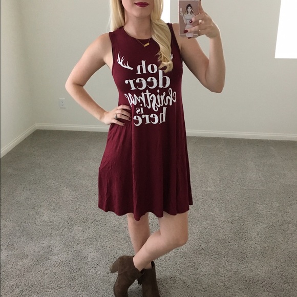 LAST 1🎄 Oh Deer Christmas dress maroon - Picture 2 of 3
