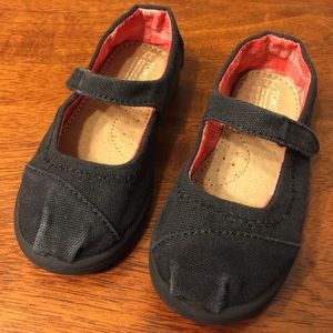 TOMS Black Canvas Mary Janes - Toddler - Size T7