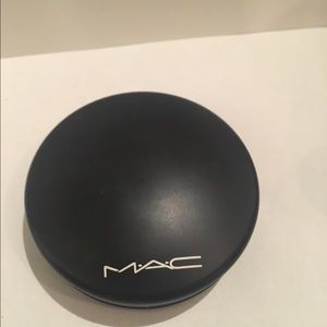Mac Mineralize Skinfinish Dark