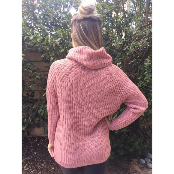LAST Dusty Rose Cozy Sweater - Picture 3 of 6