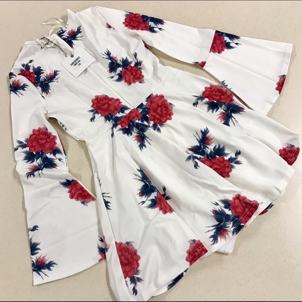 SALE // FADES White Floral Print Long Sleeve Dress - Picture 7 of 8