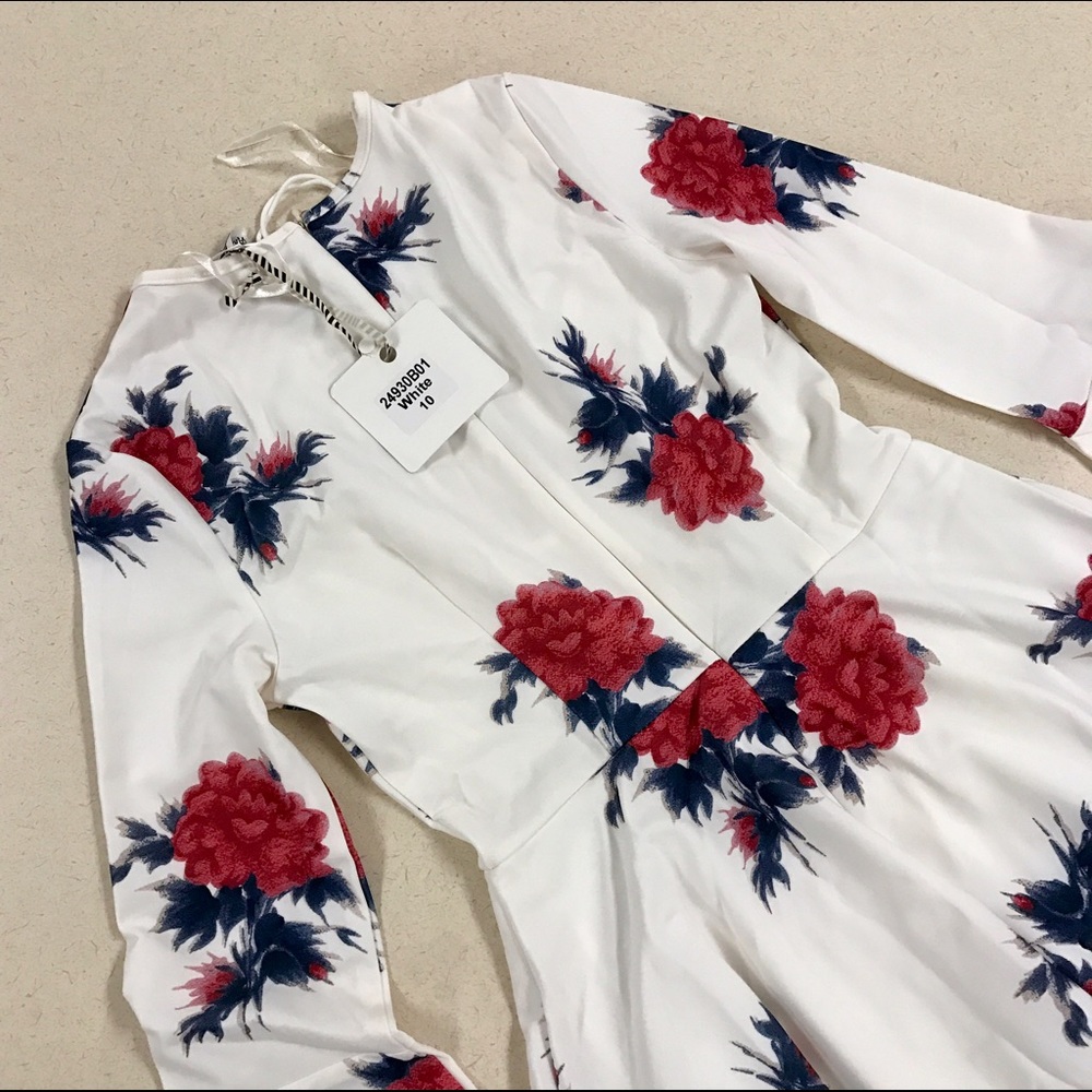 SALE // FADES White Floral Print Long Sleeve Dress - Picture 8 of 8