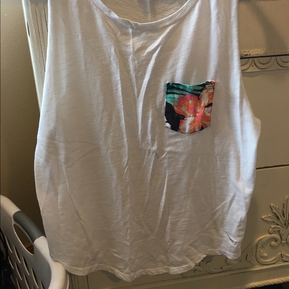 PINK muscle tank size small
