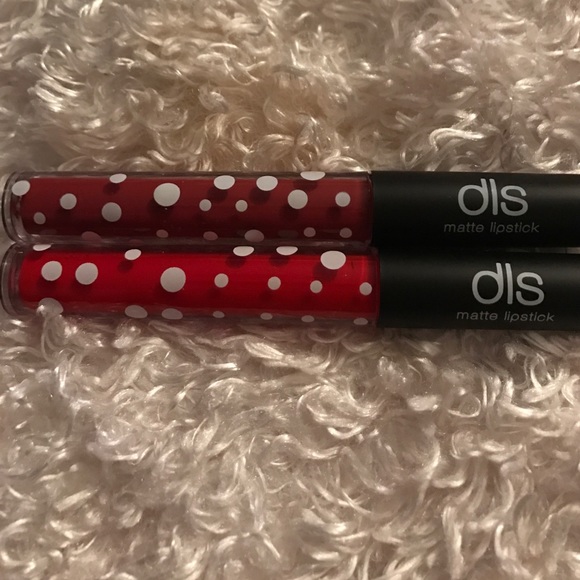 DLS Liquid Lipsticks (2) + Gloss - Picture 2 of 3