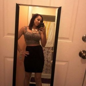 Meet your Posher, Selima