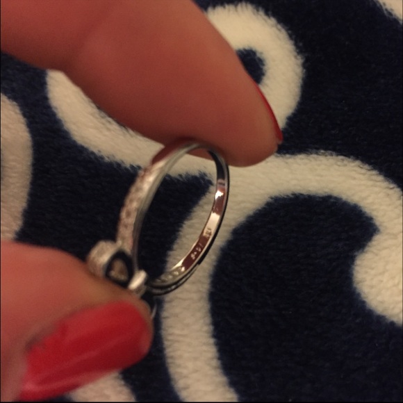 Pandora Bow ring - Picture 3 of 3