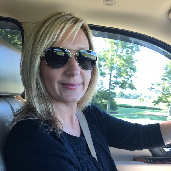 Meet your Posher, Misty