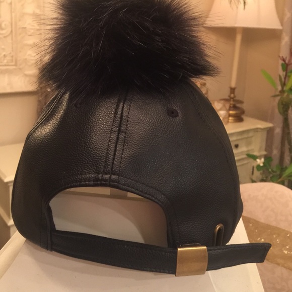 5🌟SUPER CUTE FAUX LEATHER POM POM BASEBALL CAP - Picture 4 of 5