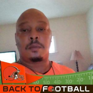 Meet your Posher, Lloyd