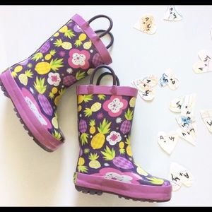 Western chief purple pineapple party rain boot