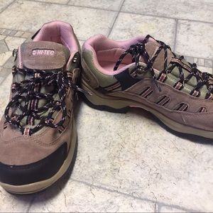 HI TEC Hiking Shoes size 8.5 New, worn once!