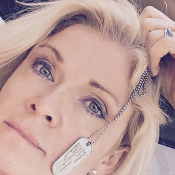 Meet your Posher, Lilly - Picture 3 of 4