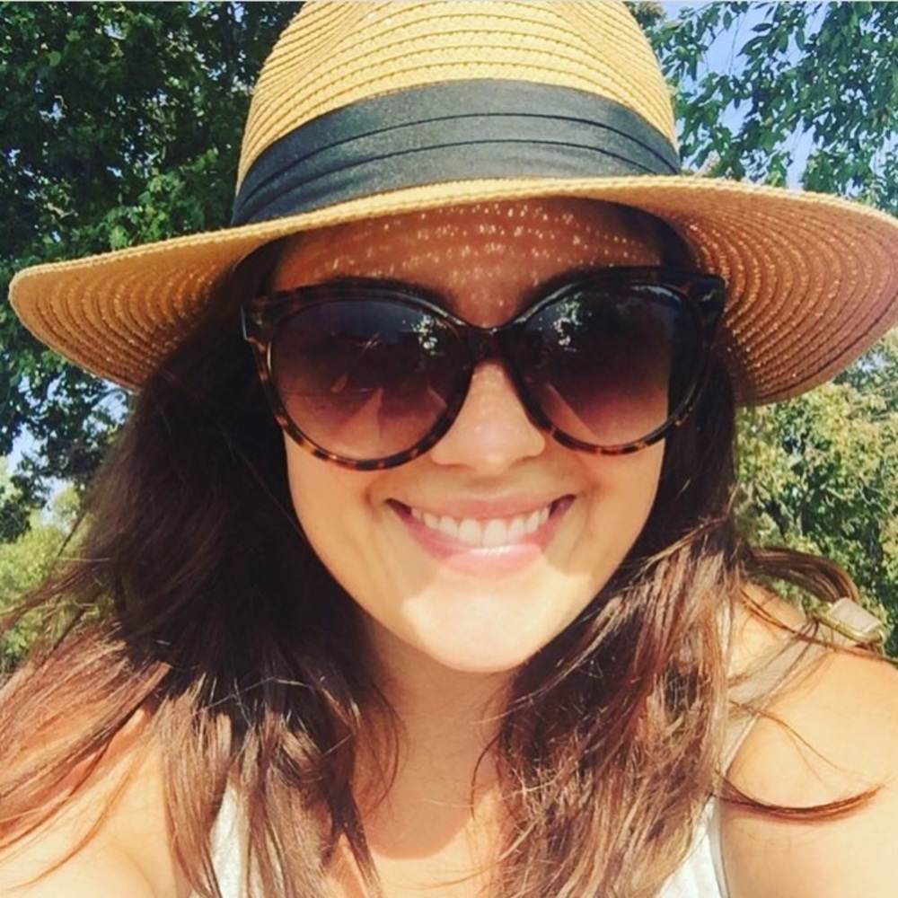 Meet your Posher, Stephanie