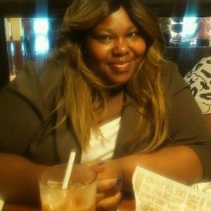 Meet your Posher, Tonya