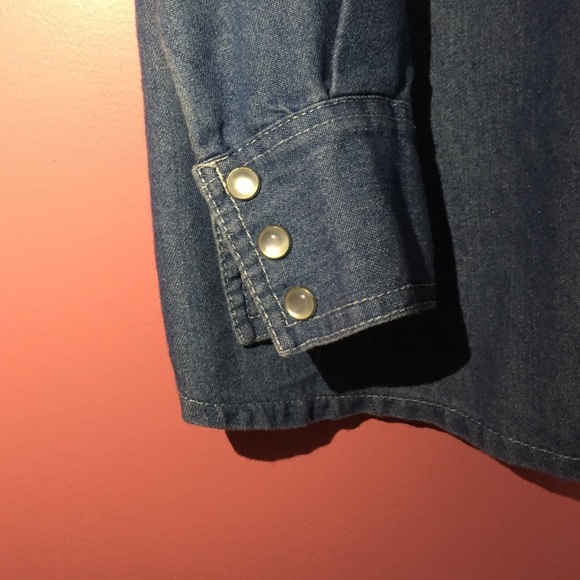 Denim button up - Picture 3 of 4