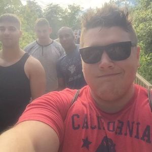 Meet your Posher, Christian