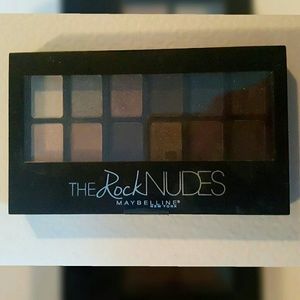 Maybelline the rock nudes palette