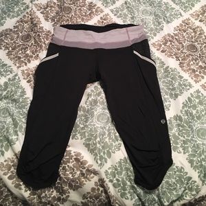 Lulu lemon capris 🍋