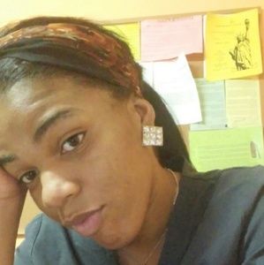 Meet your Posher, Paris