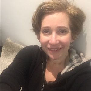 Meet your Posher, Ria