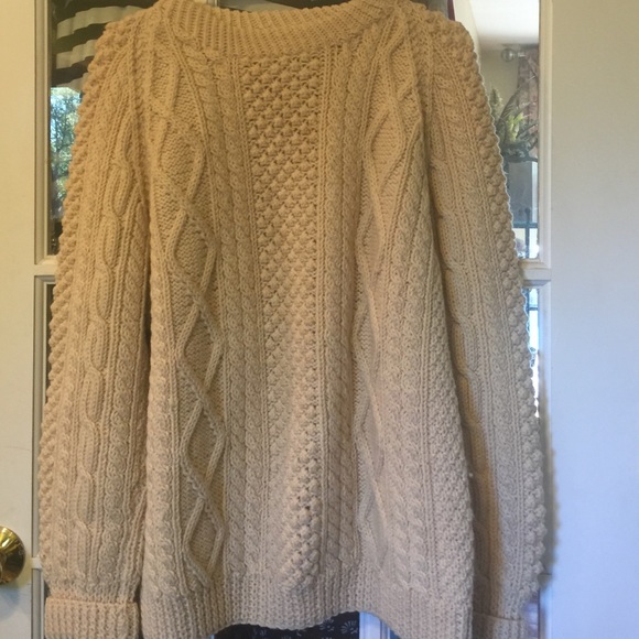 Sweaters - Authentic Irish Knit sweater beautiful❤️