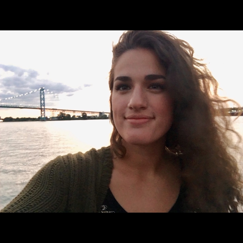 Meet your Posher, Mianna