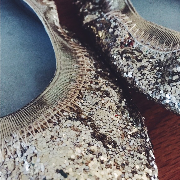 Yosi Samra foldable flats