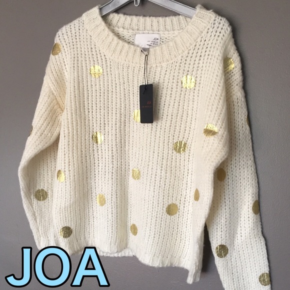 Urban Outfitters Sweaters - 🤡SALE🤡 Urban Outfitters JOA oversized sweater❤️