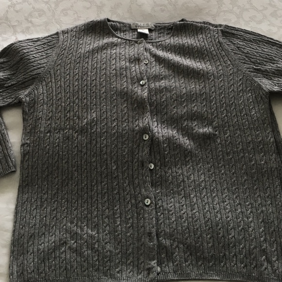 Grey sweater set - Picture 2 of 4