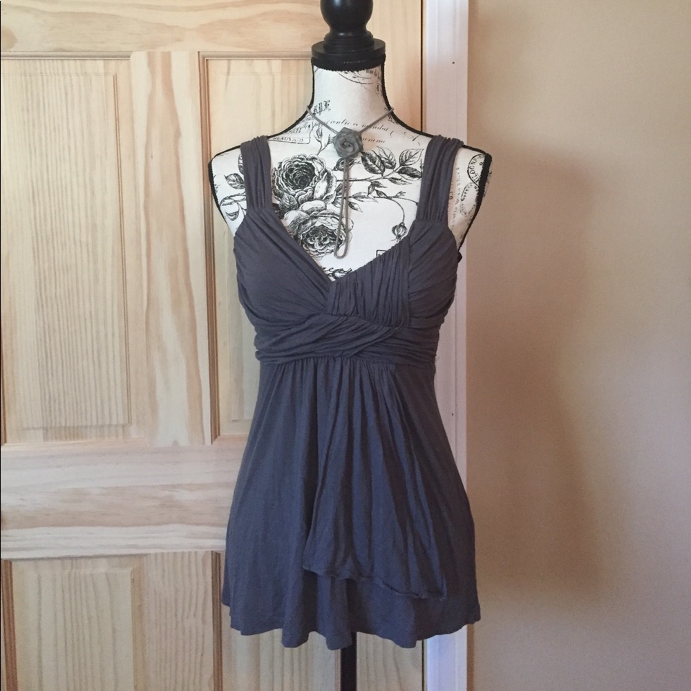NY&CO flirty top NWOT