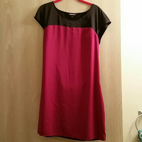 Express Maroon & Black dress with belt