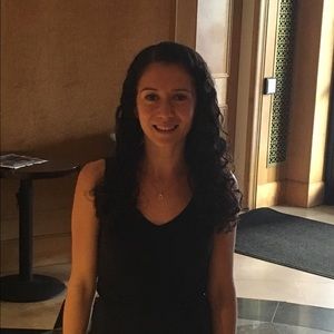 Meet your Posher, Stephanie