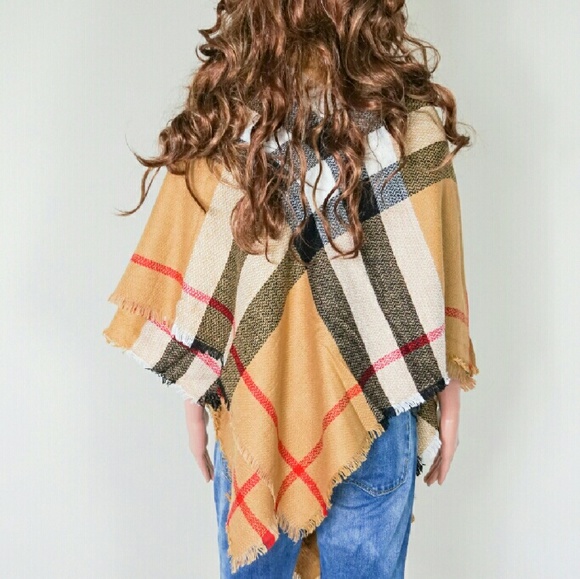 Last One!!! Plaid Print Blanket Wrap - Picture 2 of 5
