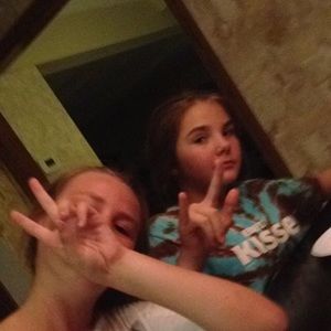 Meet your Posher, Abby